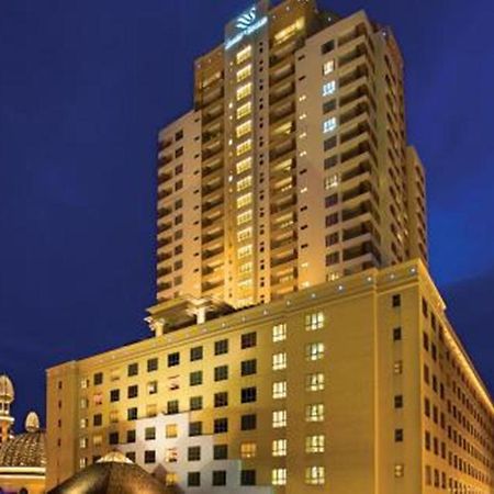 New Town Resort Suites At Pyramid Tower ซูบังจายา ภายนอก รูปภาพ