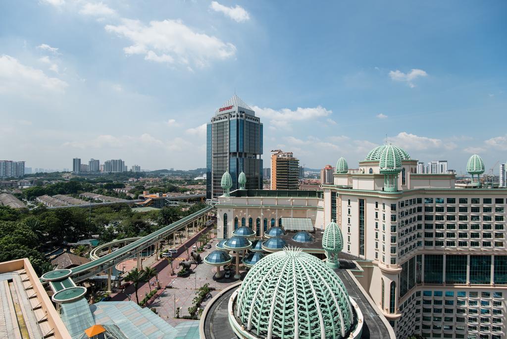 New Town Resort Suites At Pyramid Tower ซูบังจายา ภายนอก รูปภาพ