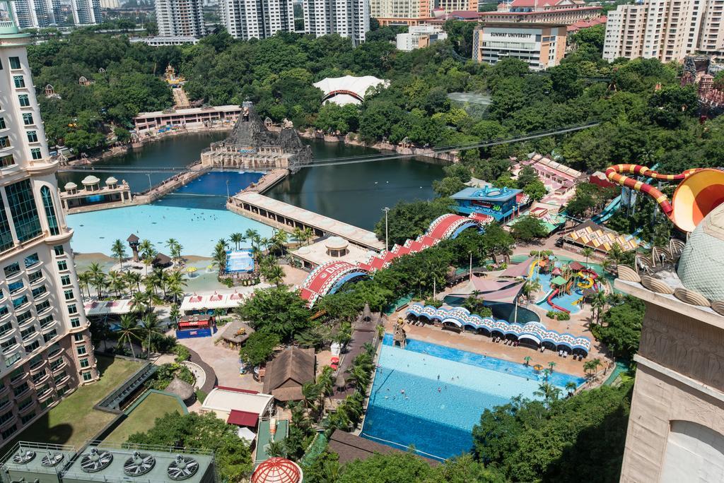 New Town Resort Suites At Pyramid Tower ซูบังจายา ภายนอก รูปภาพ
