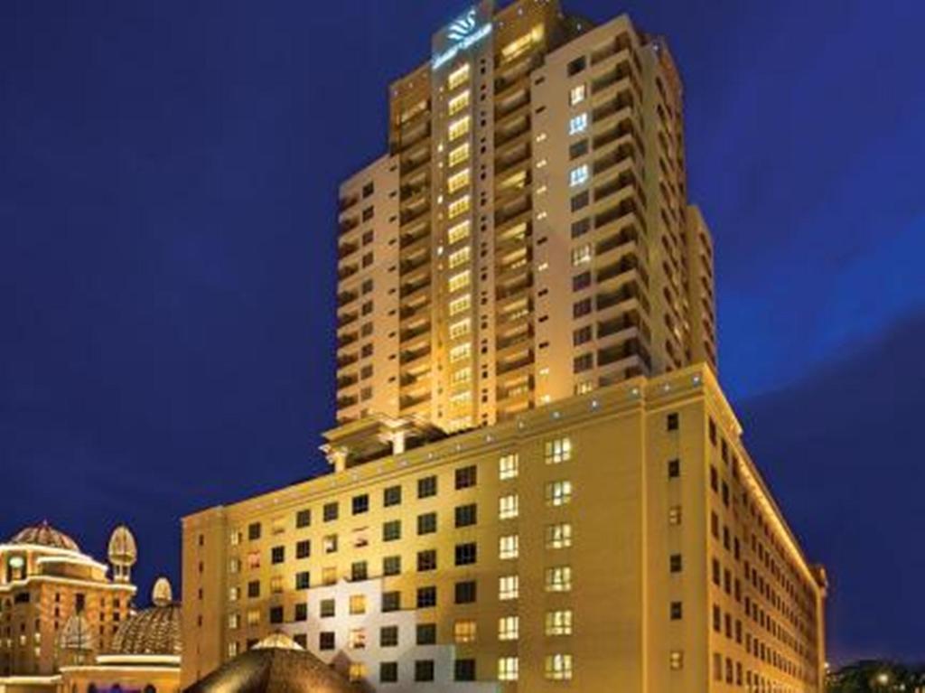 New Town Resort Suites At Pyramid Tower ซูบังจายา ภายนอก รูปภาพ